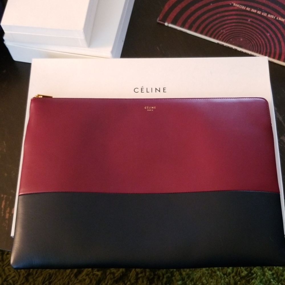 CÉLINE large solo pouch bicolor plum and blue